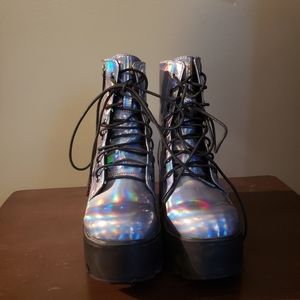 Dolls Kill Current Mood Platforms